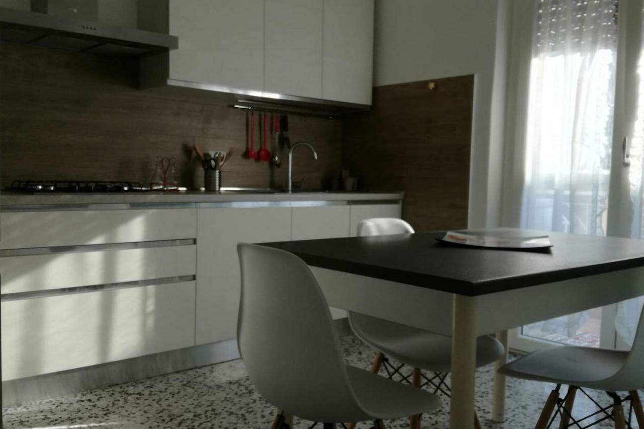 Casa Chiara Apartment San Benedetto del Tronto Exterior photo